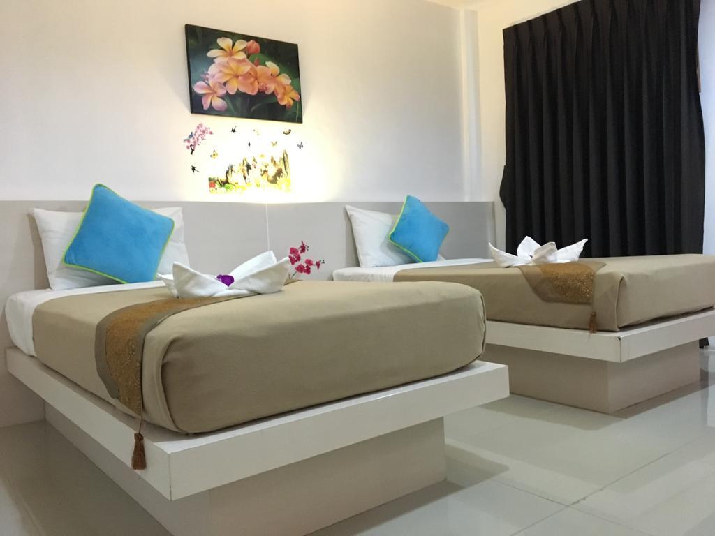 Phuket Phuthara Hostel מראה חיצוני תמונה