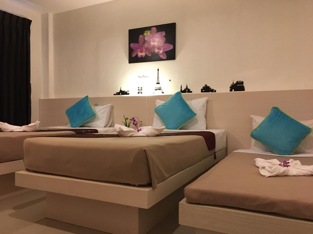 Phuket Phuthara Hostel מראה חיצוני תמונה