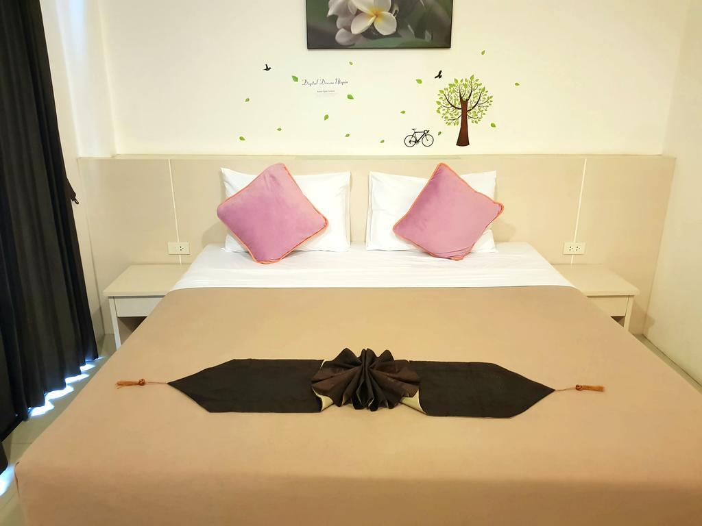 Phuket Phuthara Hostel מראה חיצוני תמונה