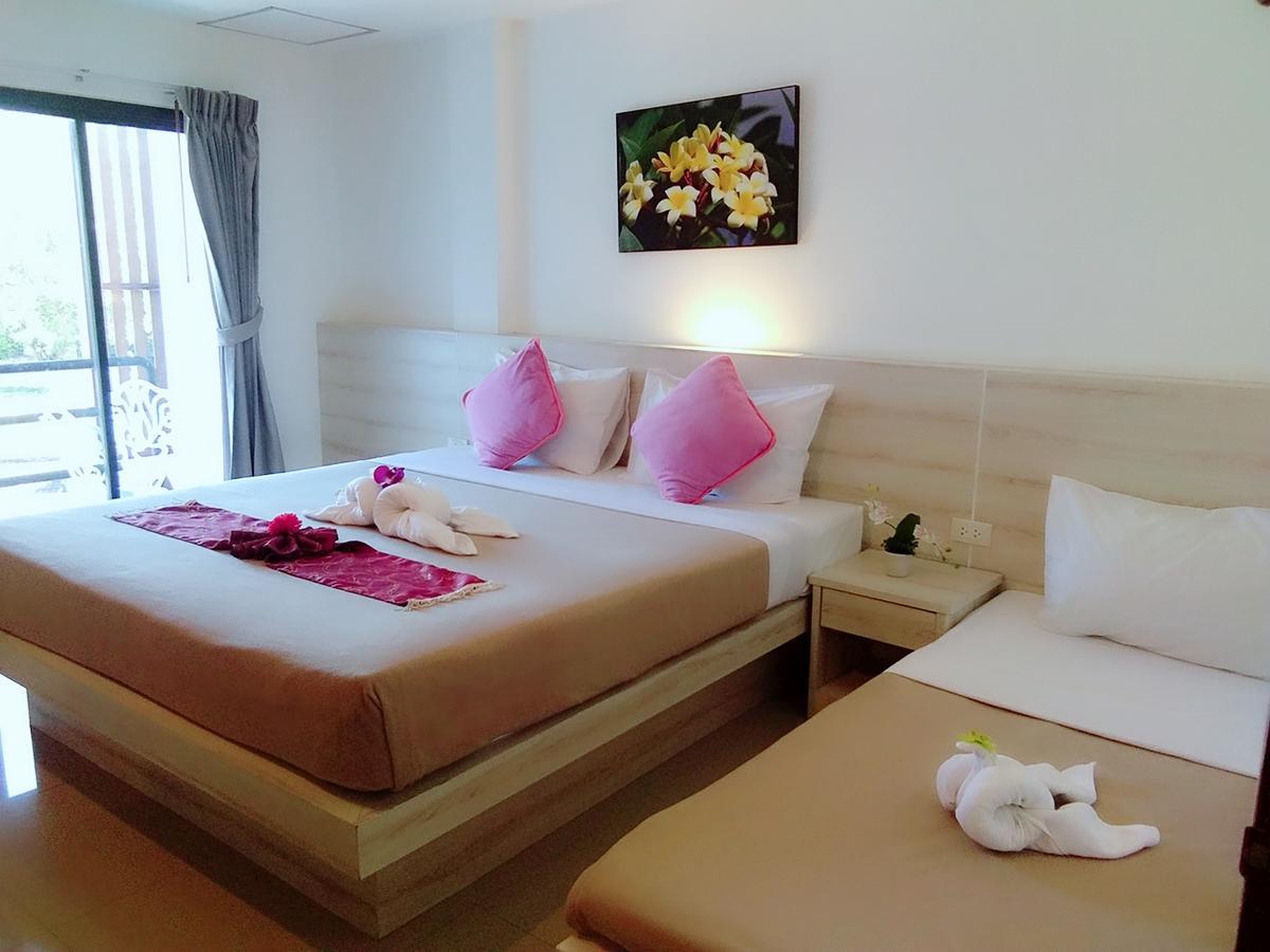 Phuket Phuthara Hostel מראה חיצוני תמונה