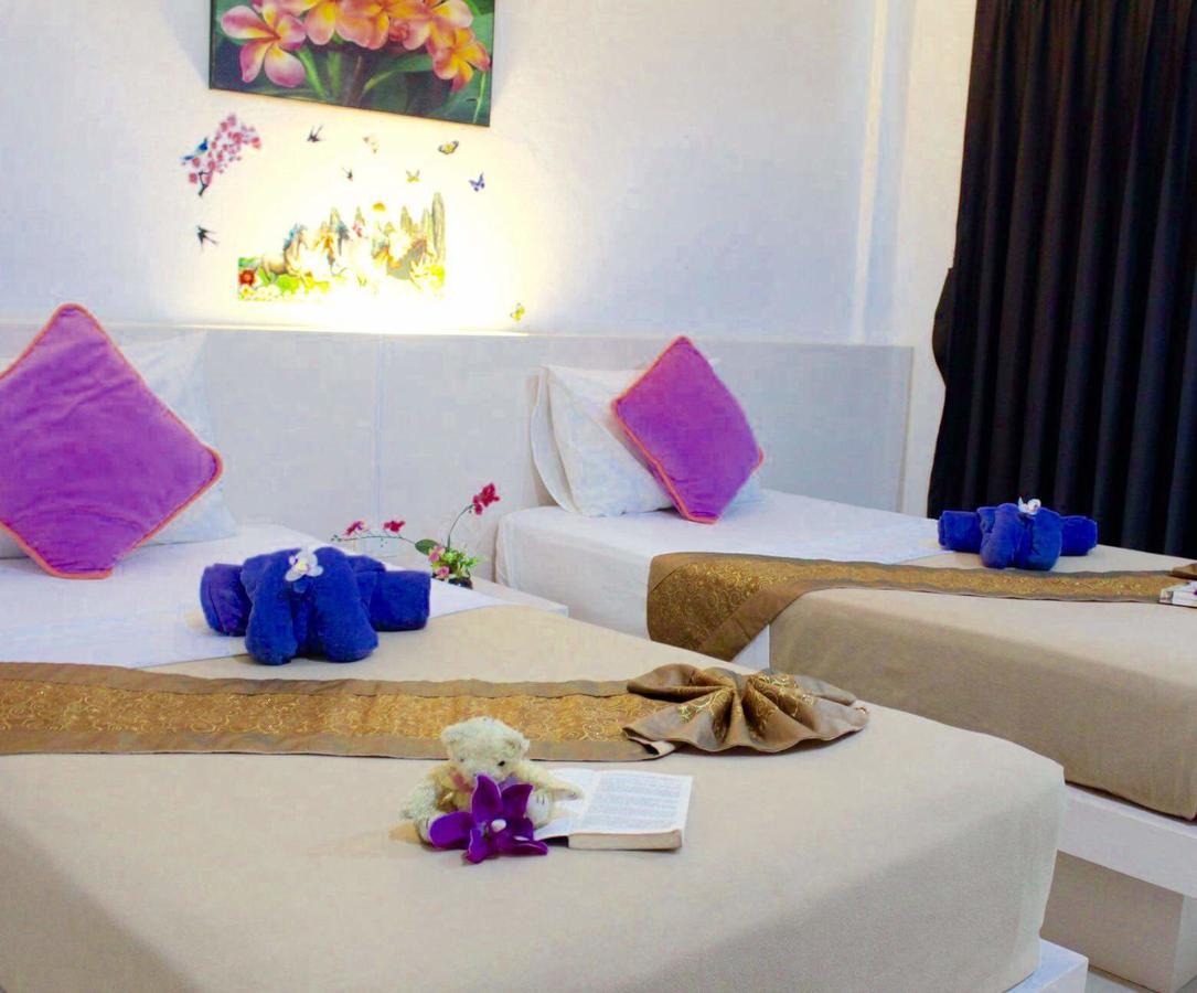 Phuket Phuthara Hostel מראה חיצוני תמונה