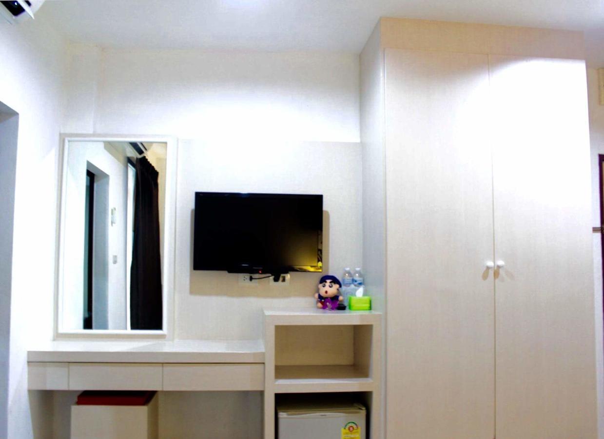 Phuket Phuthara Hostel מראה חיצוני תמונה