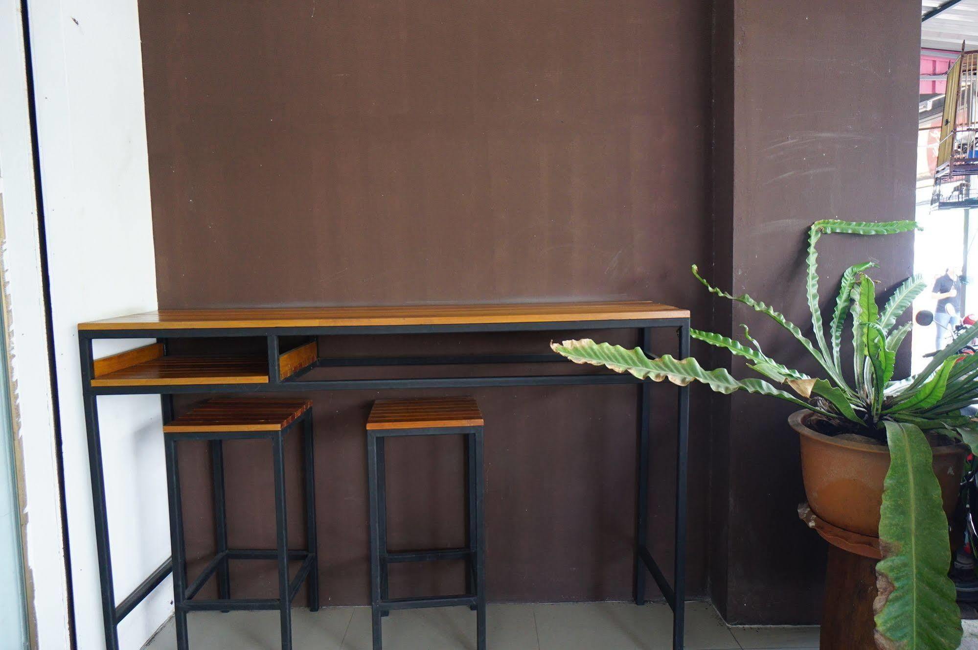 Phuket Phuthara Hostel מראה חיצוני תמונה